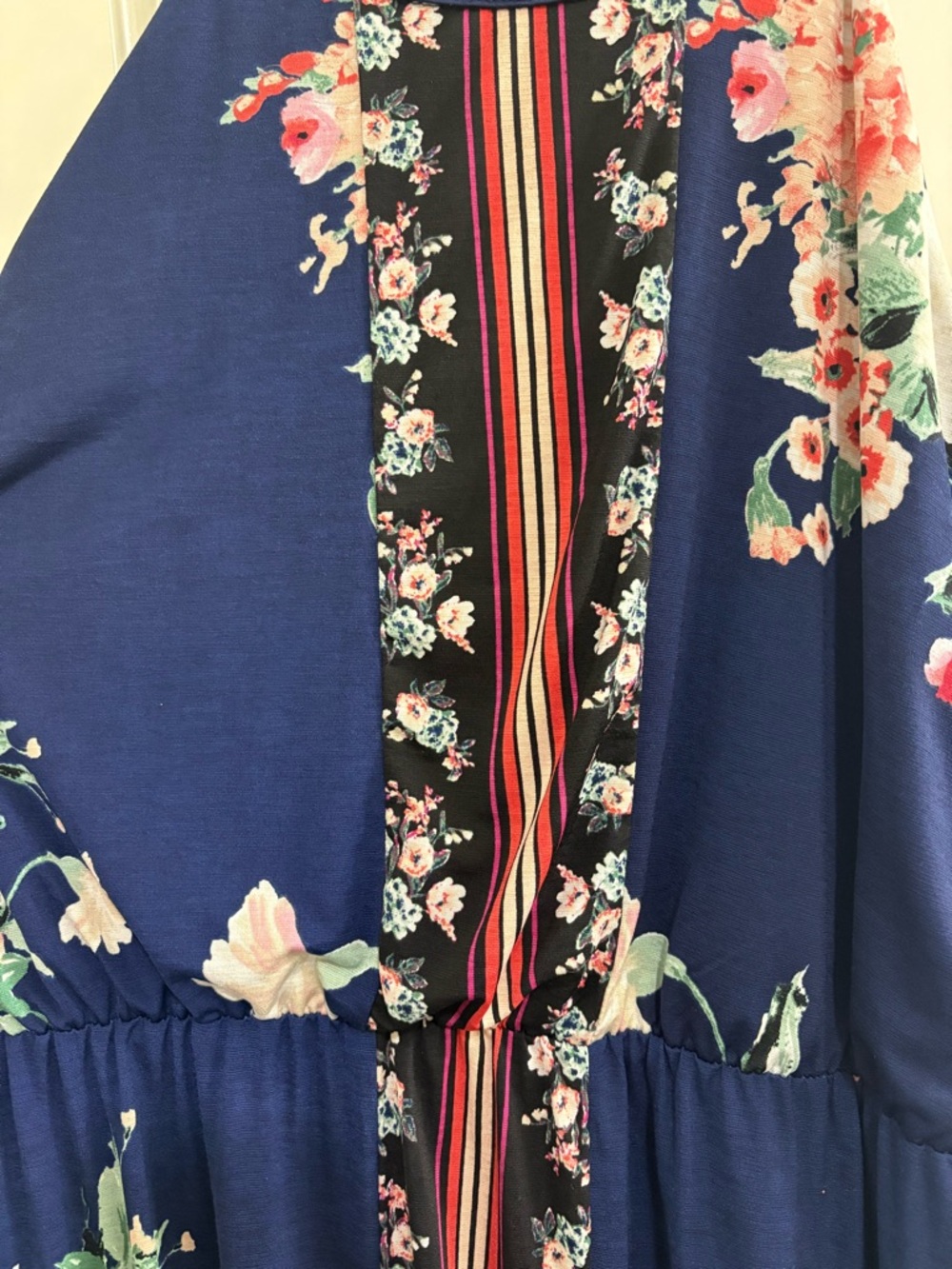 Three Pink Hearts Navy Floral Halter Cameo Vertical Women’s Maxi Dress - Picture 4 of 6